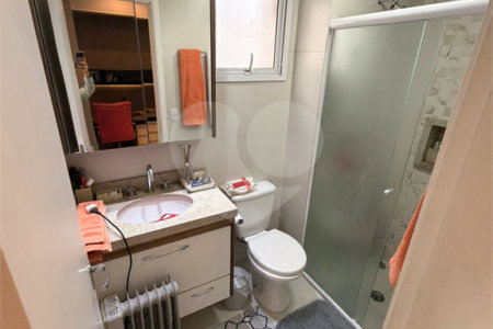 Apartamento à venda com 3 quartos, sendo 1 suíte,  no Centro, Diadema, SP