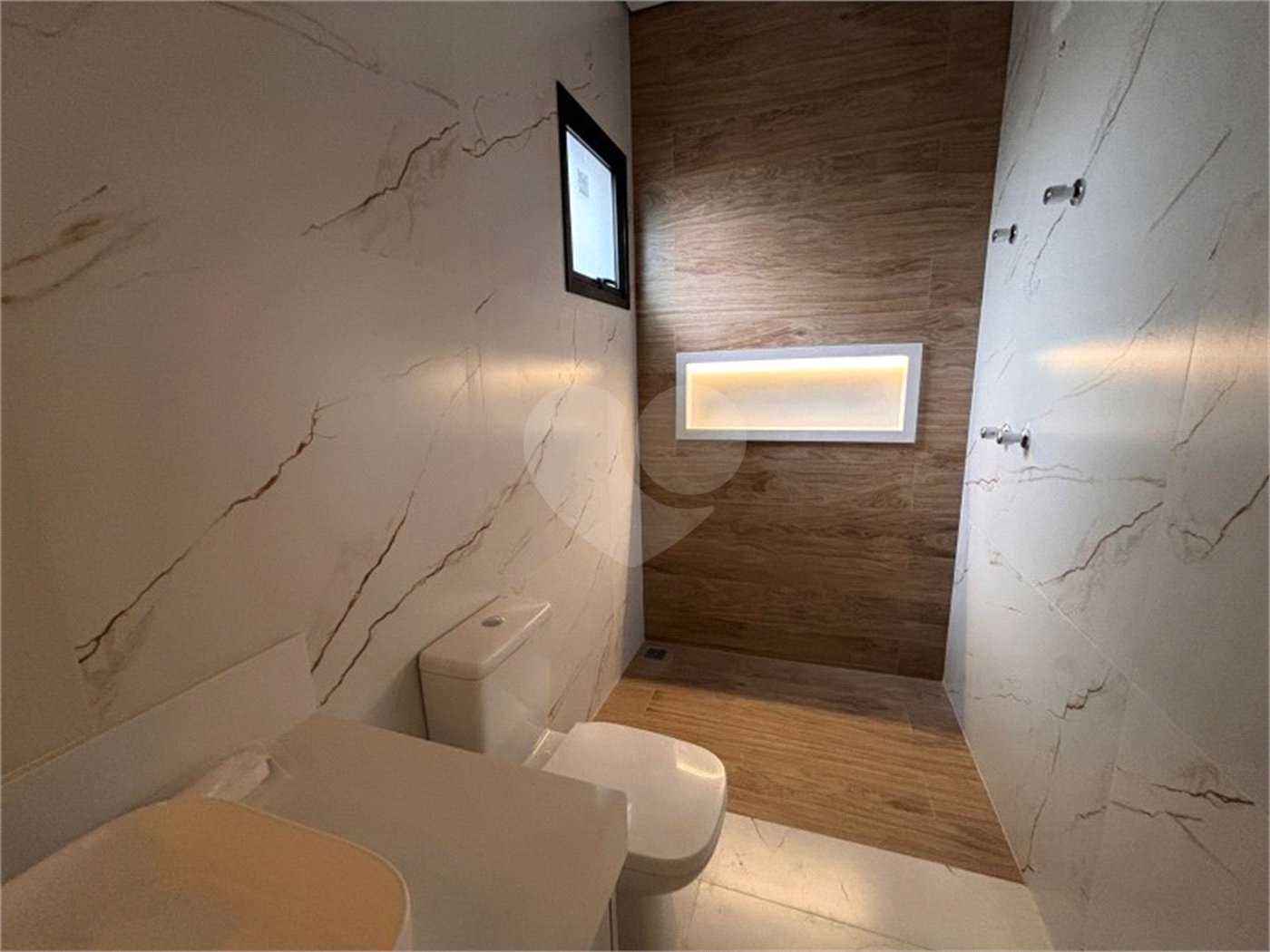 Casa à venda com 3 suítes no condomínio Vista Verde, Indaiatuba - SP