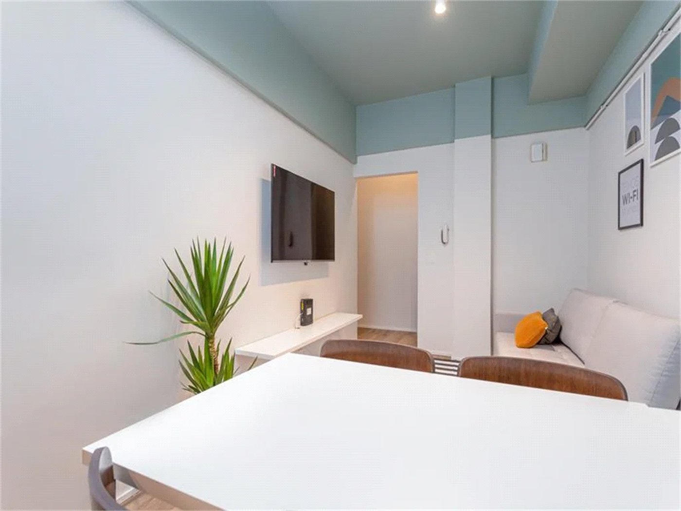 Apartamento à venda com 4 quartos, sendo 1 suíte, em Pinheiros, São Paulo, SP