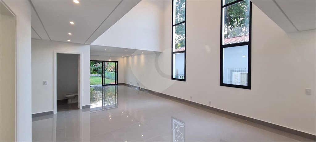 Casa à venda com 3 suítes no condomínio Reserva dos Vinhedos, Louveira - SP