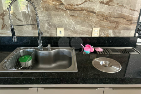 Casa à venda com 3 quartos, sendo 2 suítes, em Jardim de Cresci, São Carlos, SP