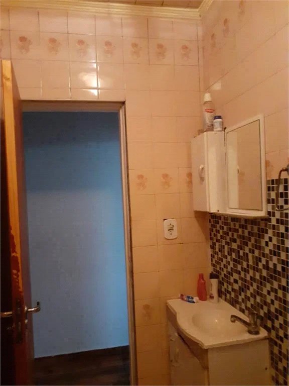 Sobrado à venda com 4 quartos, sendo 1 suíte, em Jardim Germânia, São Paulo, SP