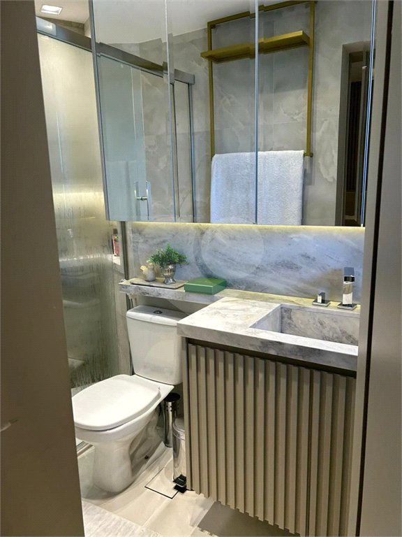 Apartamento à venda com 3 quartos, sendo 1 suíte, em Vila Anastácio, São Paulo, SP