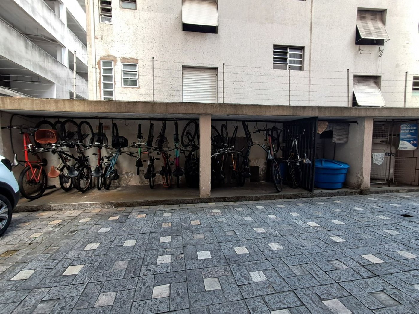 Cobertura com 3 dormitórios à venda, 200 m² por R$ 1.000.000,00 - Gonzaga - Santos/SP