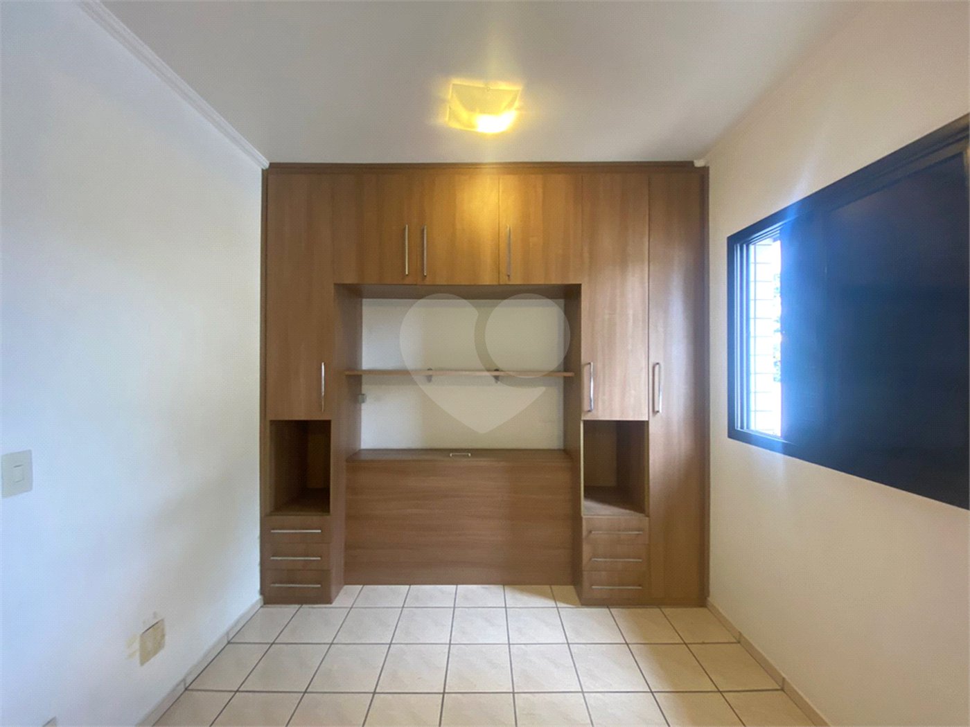 Apartamento à venda com 3 quartos, sendo 1 suíte, em Vila Guilherme, São Paulo, SP