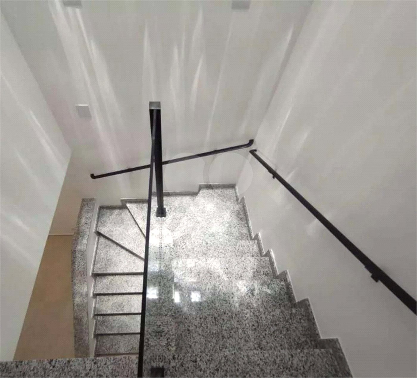 Sobrado à venda com 3 quartos, sendo 1 suíte,  em Jardim Maristela, São Paulo, SP