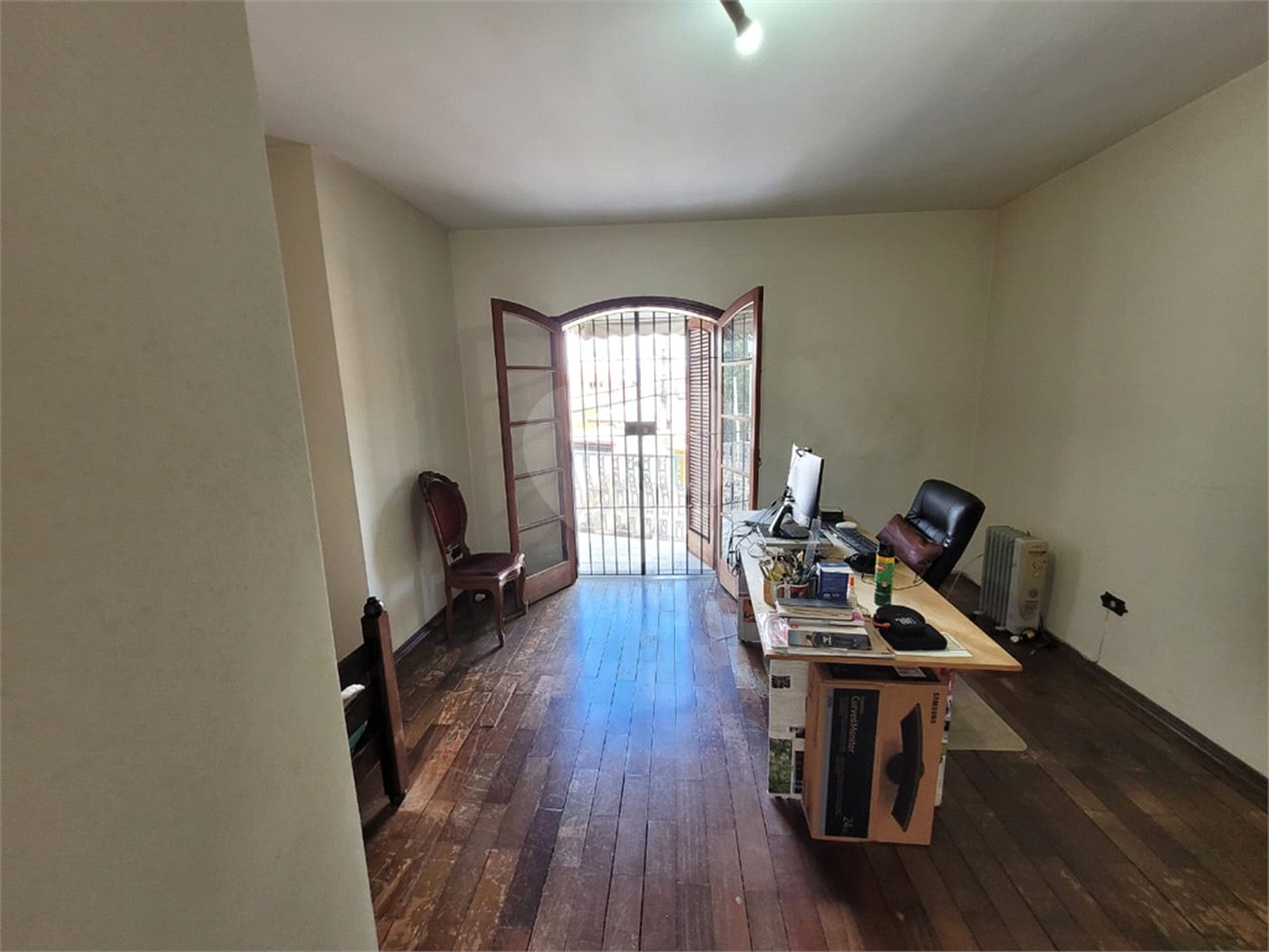 Casa à venda com 3 quartos, sendo 1 suíte, em Parque da Lapa, São Paulo, SP