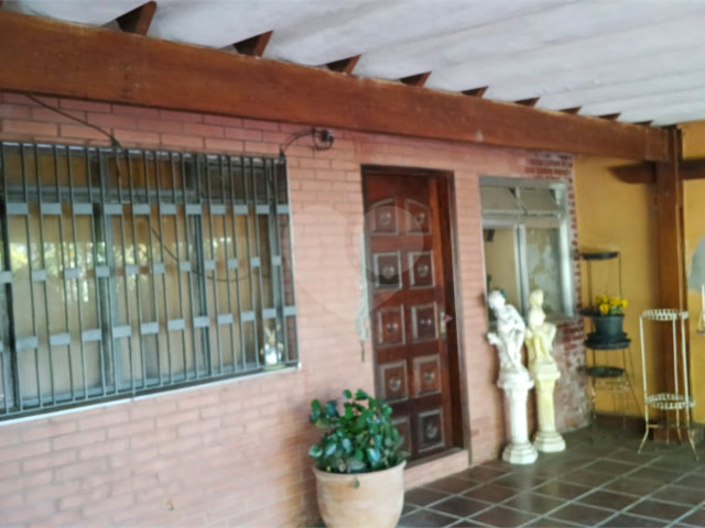 Casa Térrea à venda com 3 quartos em Interlagos, São Paulo, SP