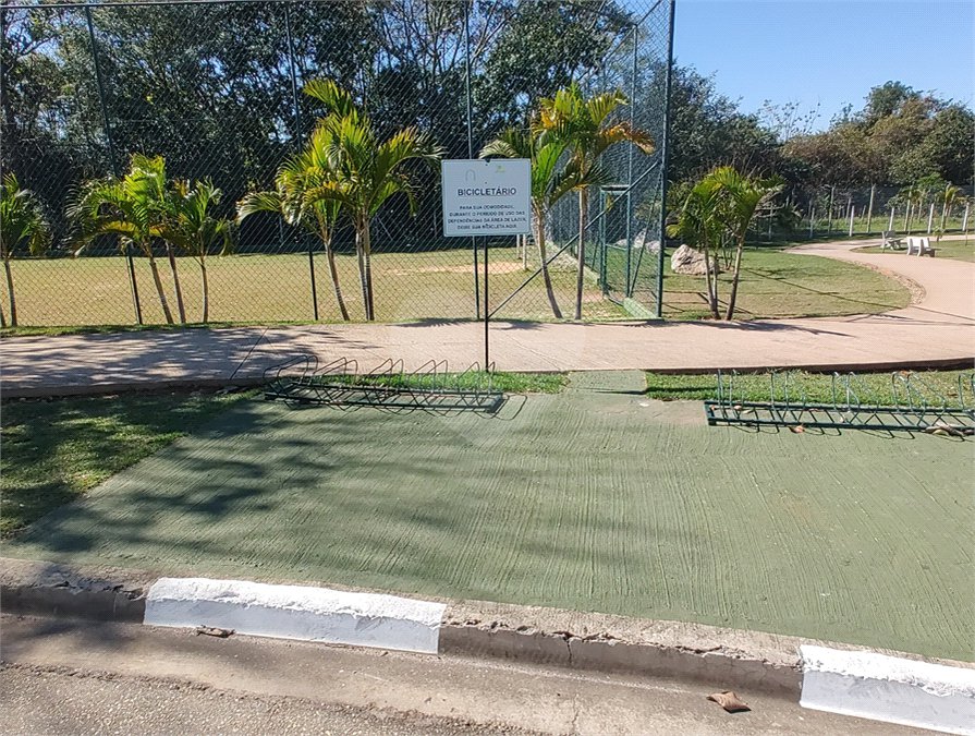 Casa à venda com 3 quartos, sendo 1 suíte,  no condomínio Terras de São Francisco, Sorocaba - SP