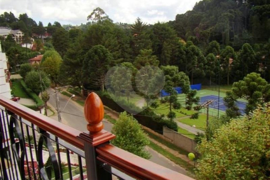 Duplex à venda com 6 suítes no Centro, Campos do Jordão, SP