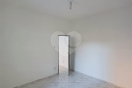 Casa à venda com 2 quartos em Campo Grande, Rio de Janeiro, RJ