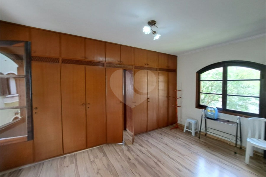 Sobrado à venda com 3 suítes em Tremembé, São Paulo, SP