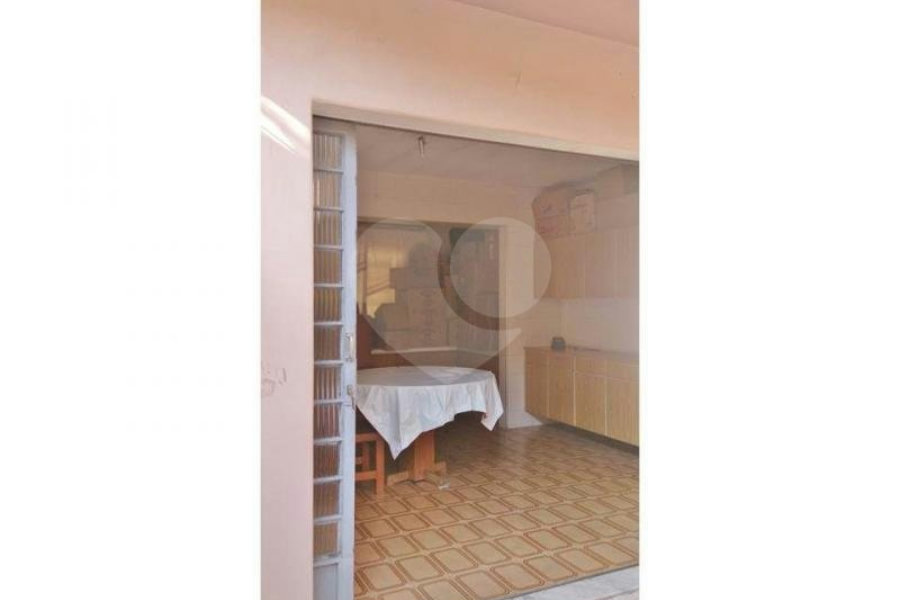 Sobrado à venda com 3 quartos, sendo 1 suíte, em Parada Inglesa, São Paulo, SP