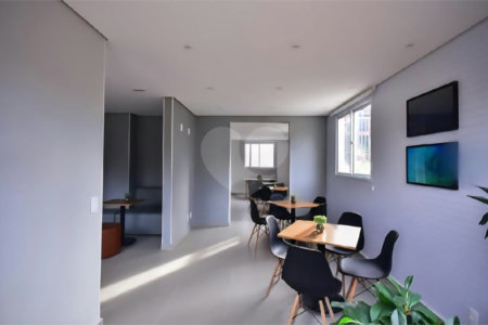 Apartamento à venda com 2 quartos em Jardim Maria Duarte, São Paulo, SP