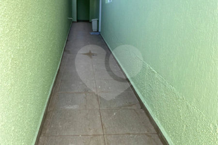 Casa à venda com 3 suítes em Vila Oceania, Poá, SP