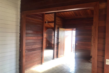 Casa à venda com 3 quartos, sendo 1 suíte, no condomínio Zuleika Jabour, Salto - SP
