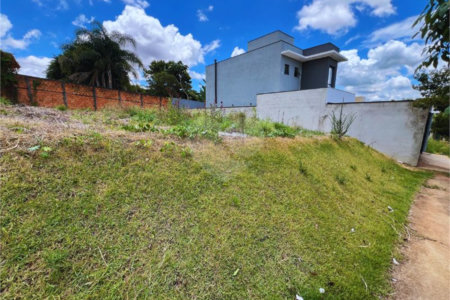 Terreno à venda em Pinheirinho, Vinhedo, SP