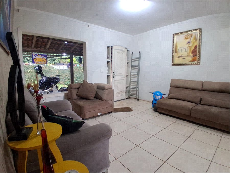 Casa à venda com 2 suítes em Vila Progresso, Itapetininga, SP