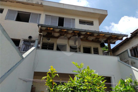 Sobrado à venda com 3 quartos em Campo Grande, São Paulo, SP