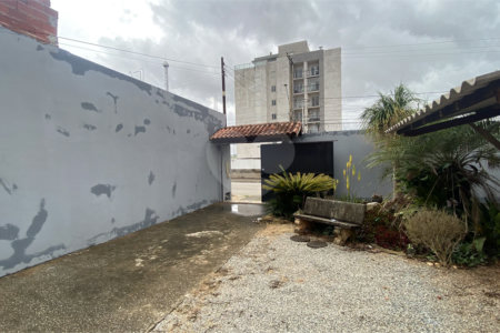 Casa para alugar com 2 quartos, sendo 1 suíte,  em Vila Carolina, Itapetininga, SP