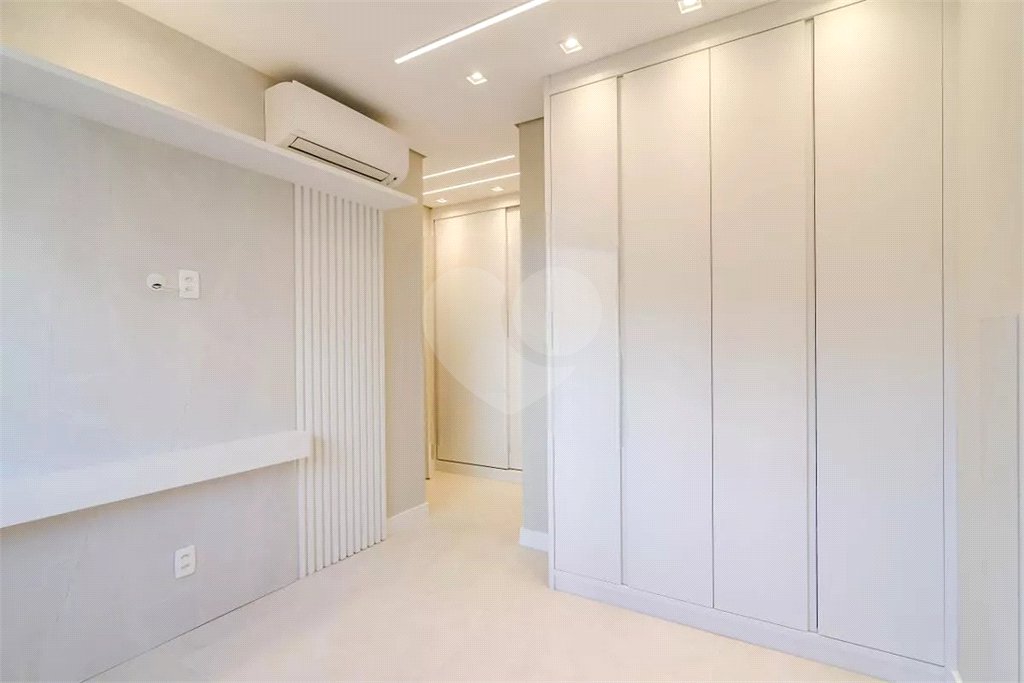 Apartamento à venda com 2 quartos, sendo 1 suíte, em Pinheiros, São Paulo, SP