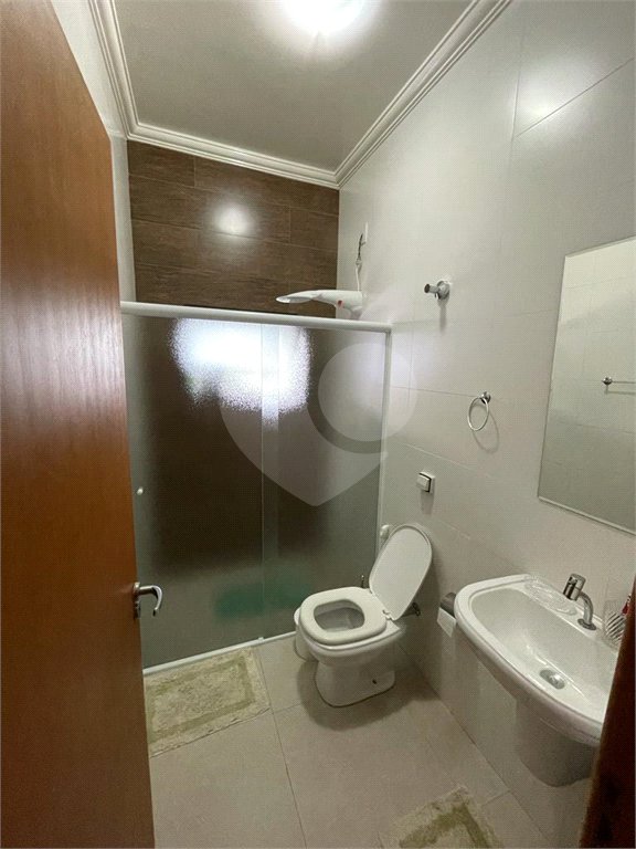 Casa à venda com 8 quartos, sendo 2 suítes,  em Jardim Estância Brasil, Atibaia, SP