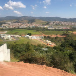 Terreno à venda no condomínio Alto da Floresta, Bom Jesus dos Perdões - SP