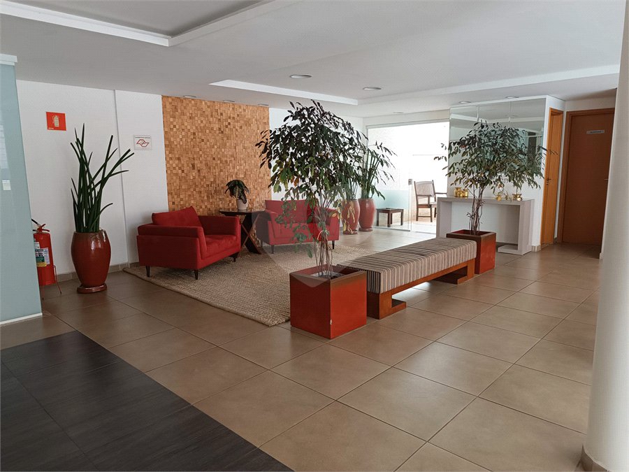 Apartamento à venda com 3 quartos, sendo 1 suíte, no Centro, São Roque, SP
