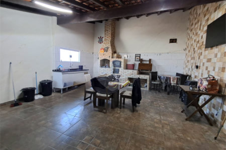 Casa à venda com 2 quartos em Vila Lavínia, Mogi das Cruzes, SP