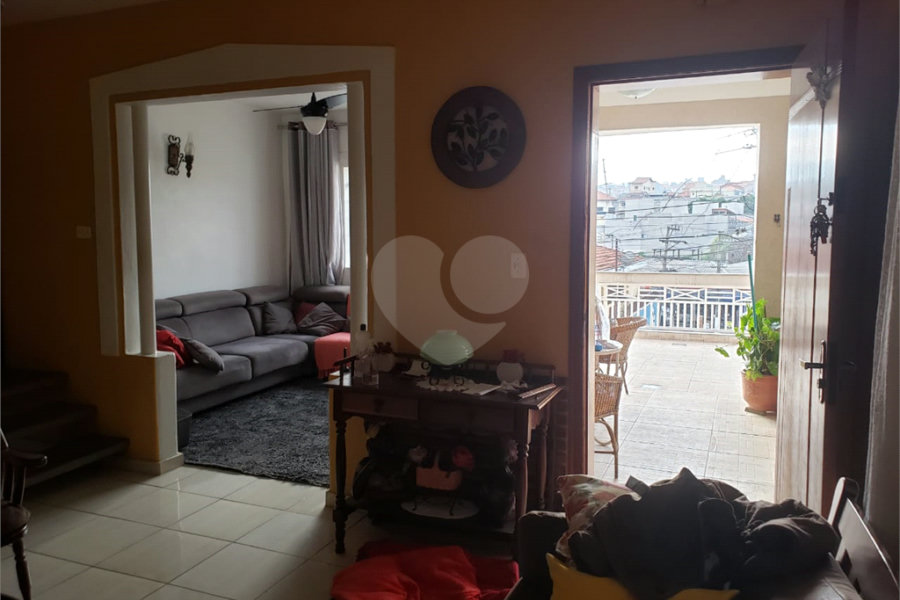Sobrado à venda com 3 quartos, sendo 1 suíte, em Parada Inglesa, São Paulo, SP