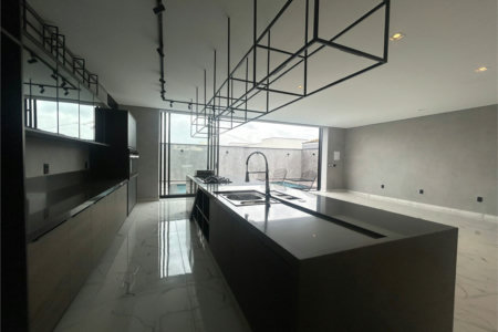 Casa à venda com 4 suítes no condomínio Residencial Chácara Ondina, Sorocaba - SP