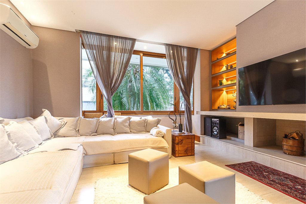 Casa de Vila à venda com 5 suítes em Alto da Boa Vista, São Paulo, SP