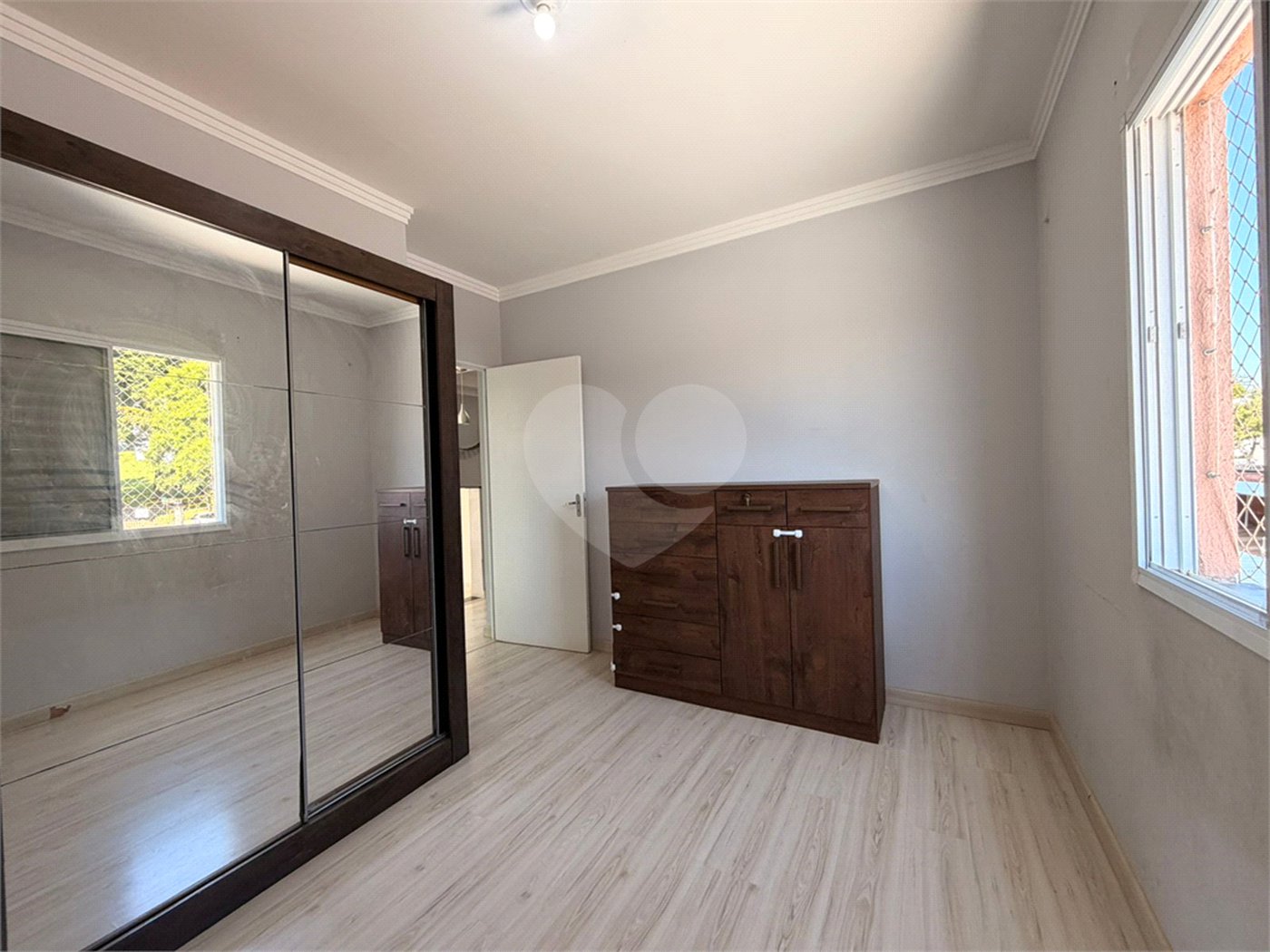 Apartamento à venda com 2 quartos em Vila Odim Antão, Sorocaba, SP