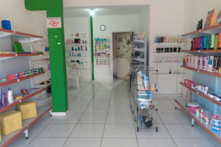 Casa à venda com 3 quartos em Vila Reis, Itapetininga, SP