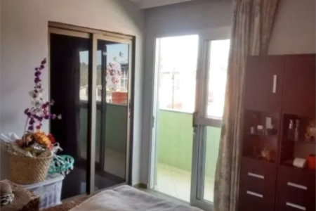 Sobrado à venda com 2 quartos em Jardim Rosemary, Cotia, SP