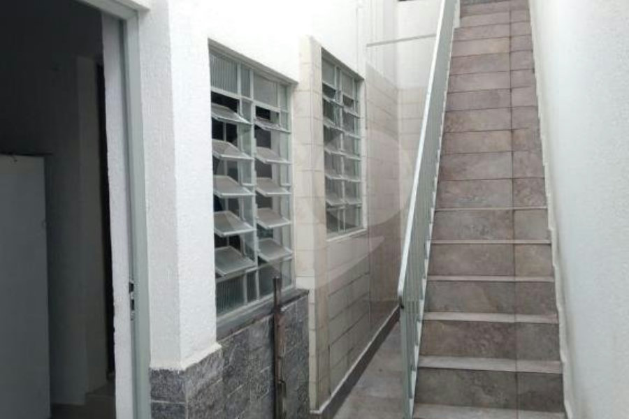 Casa à venda com 3 quartos, sendo 1 suíte, em Santana, São Paulo, SP