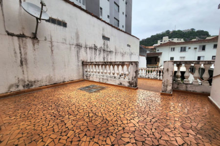 Casa com 3 dormitórios à venda, 198 m² por R$ 1.099.000,00 - Marapé - Santos/SP