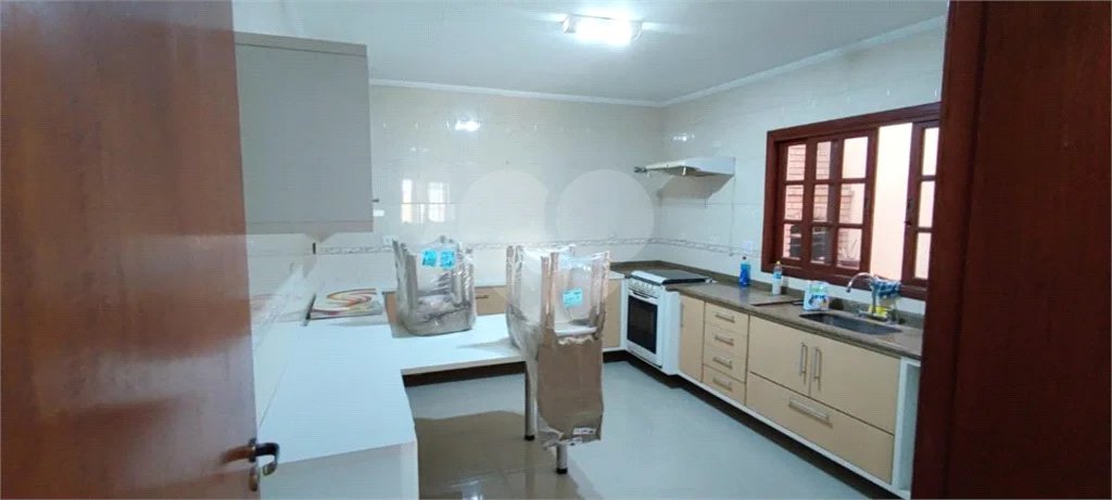 Casa à venda com 3 quartos, sendo 1 suíte, no condomínio Residencial Gabriela, São Paulo - SP
