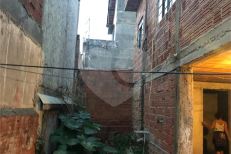 Casa à venda com 3 quartos, sendo 1 suíte,  em Vila Romão, Salto, SP