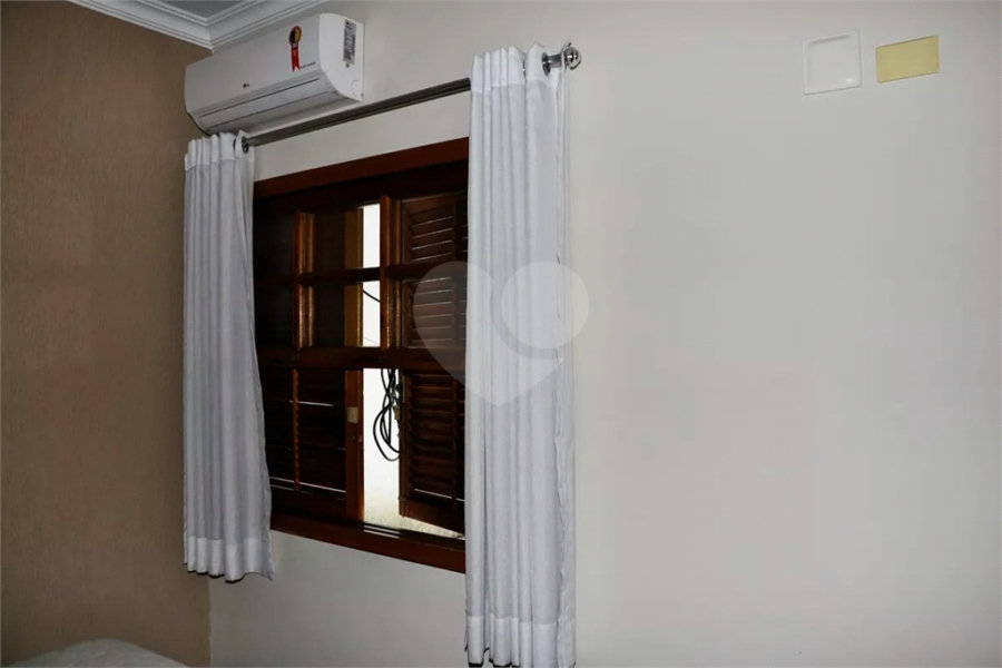 Sobrado à venda com 3 quartos, sendo 1 suíte, em Jaraguá, São Paulo, SP