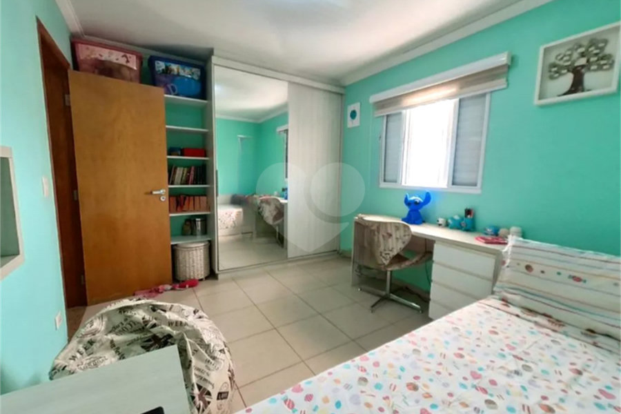 Sobrado à venda com 3 quartos, sendo 1 suíte, em Vila Pereira Barreto, São Paulo, SP