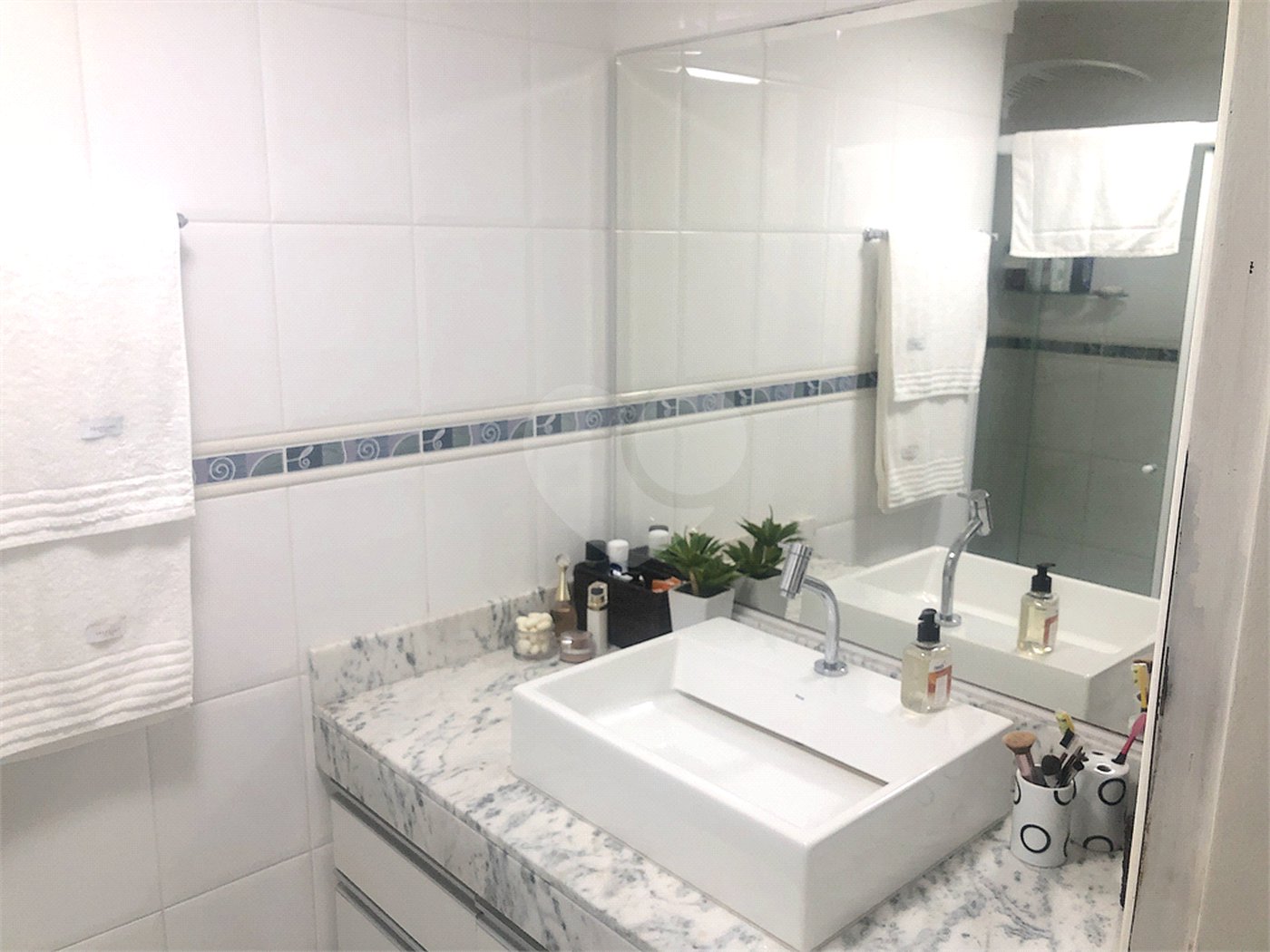 Apartamento à venda com 3 quartos, sendo 1 suíte, em Jardim América, São Paulo, SP