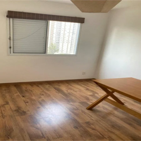 Apartamento à venda com 3 quartos, sendo 1 suíte,  em Vila Andrade, São Paulo, SP