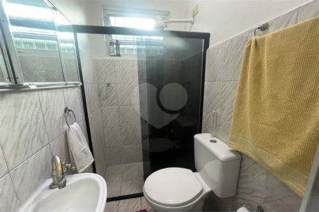 Sobrado à venda com 3 quartos em Vila Gustavo, São Paulo, SP