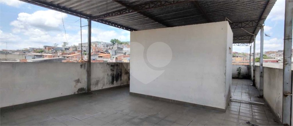 Sobrado à venda com 3 quartos, sendo 1 suíte, em Cidade Kemel, São Paulo, SP