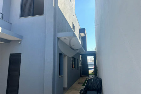 Casa à venda com 3 suítes no condomínio Real Park, Sumaré - SP