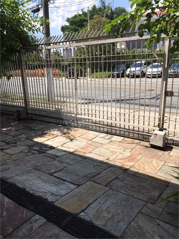 Casa à venda ou para alugar com 4 quartos, sendo 2 suítes, em JARDIM GUEDALA, São Paulo, SP