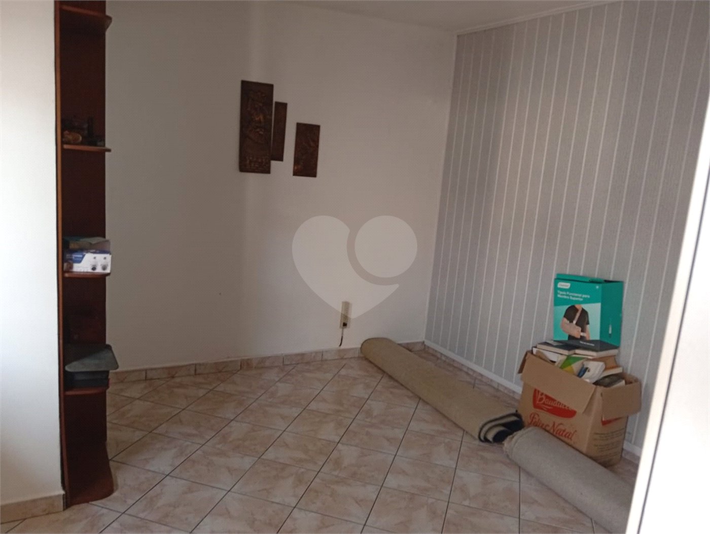 Casa Térrea à venda com 4 quartos, sendo 1 suíte, em Jardim Regina, São Paulo, SP