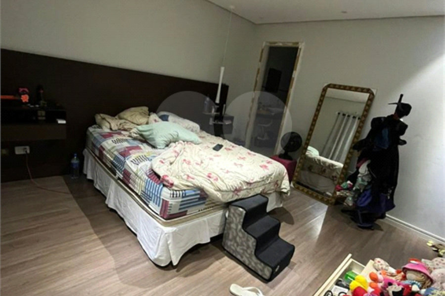 Sobrado à venda com 3 quartos, sendo 1 suíte, em Tremembé, São Paulo, SP