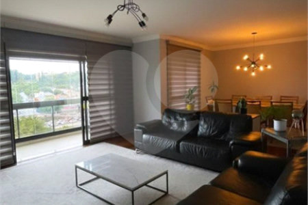 Apartamento à venda com 4 quartos, sendo 1 suíte, em Vila Monumento, São Paulo, SP